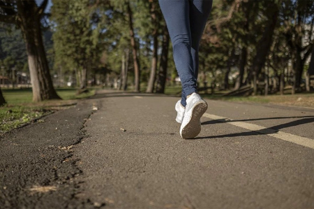 Duga šetnja nije preporučljiva svima: Evo šta savjetuju ljekari